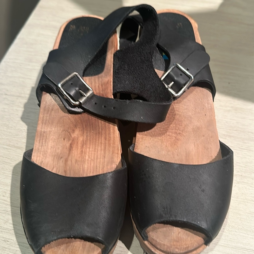 Swedish clogs size 39 very good condition.